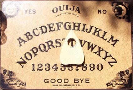 La Ouija, el telégrafo de los muertos