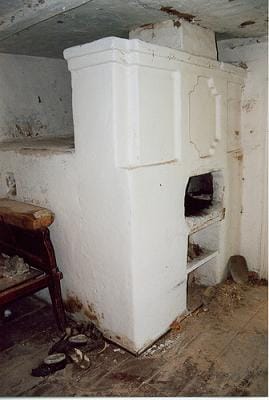 Gran cocina-chimenea-estufa de la izba