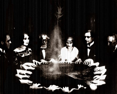 Jugando a la Ouija