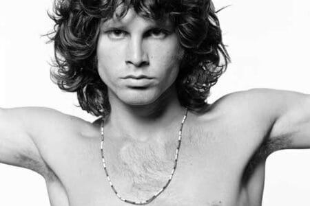 Jim Morrison, provocador e impredecible
