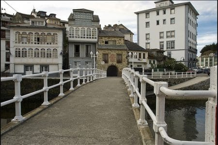 La leyenda asturiana del Puente del Beso